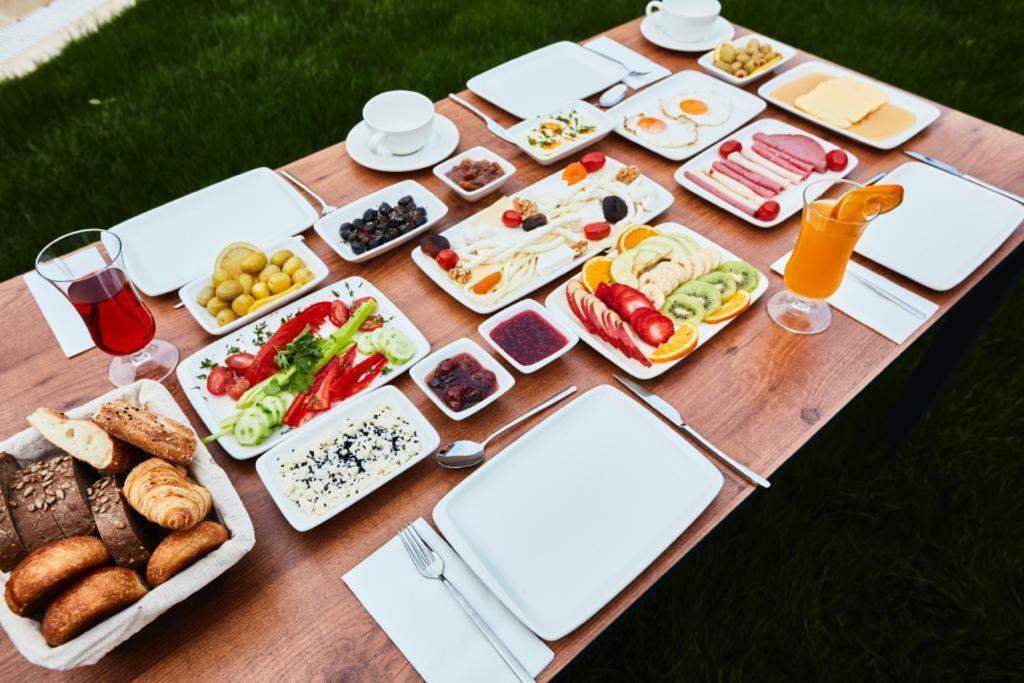 Çeşme Ruwais Hotel מראה חיצוני תמונה